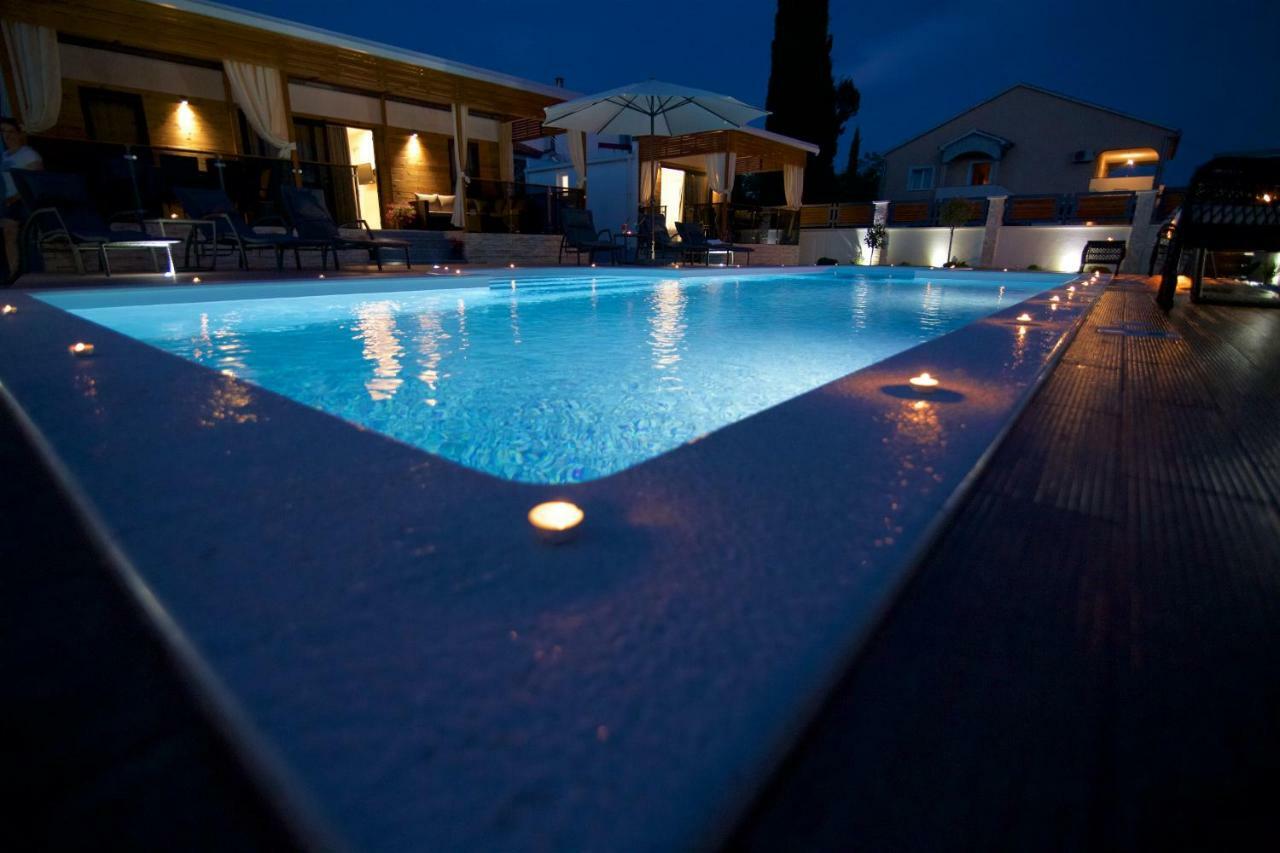 Tomica Apartments With Pool 比奥格勒·纳·莫鲁 外观 照片